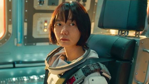 The Silent Sea Star Bae Doona Set To Return To Hollywood For Zack Snyder's Next