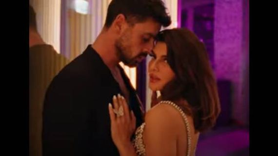 Mud Mud Ke Song: Jacqueline Fernandez And Michele Morrone's Chemistry Is Too Hot To Handle 