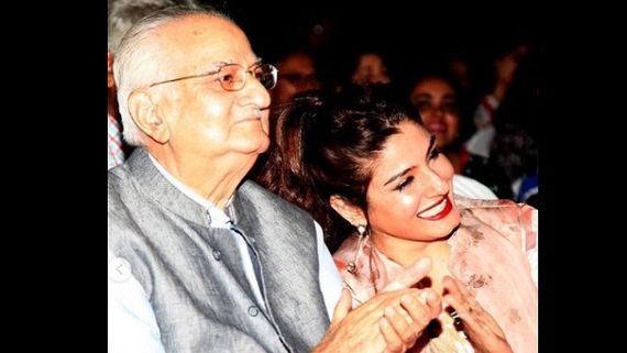 Raveena Tandon's Father And Veteran Director Ravi Tandon Passes Away, Actress Shares Heartfelt Post