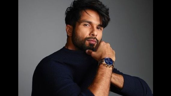 Shahid Kapoor Birthday Special: 5 Reasons Why We Are Totally In 'Ishq Vishk' With This Bollywood Star