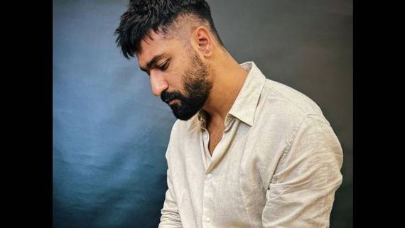 Vicky Kaushal To Essay The Role Of Karna In Movie Based On Mahabharat? 