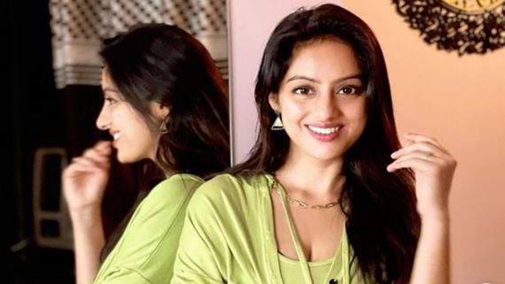 Diya Aur Baati Hum Fame Deepika Singh Decides NOT To Act In Daily Soaps; Find Out Why