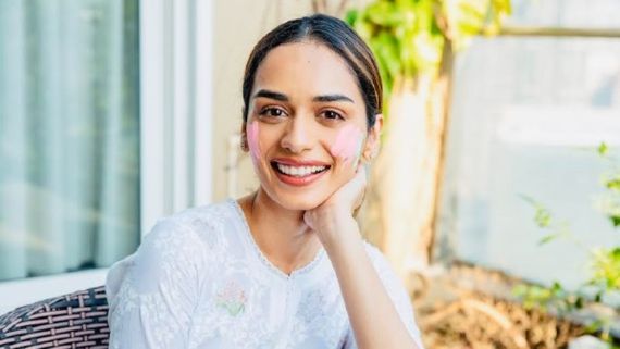 Manushi Chhillar Recalls Her Childhood Memories Of Holi; 'I Still Remember Having A Small Pink Pichkari'