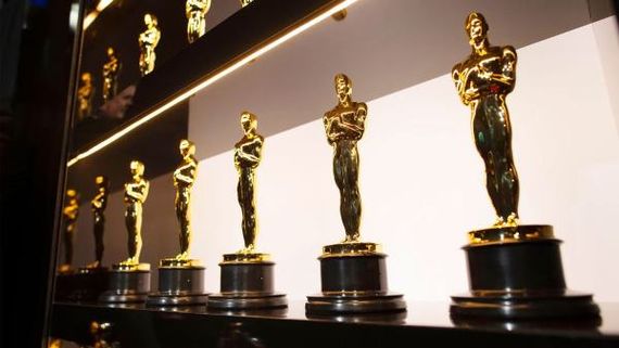 Oscars 2022: China To Skip Academy Awards Broadcast For Second Year In A Row