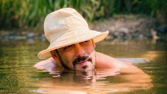 Salman Khan Goes Swimming: Netizens Drop Humorous Comments, Ask If He Is Playing A Crocodile In His Next Film