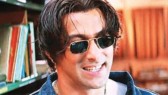 Satish Kaushik Calls Kabir Singh An Adapted Copy Of Tere Naam; Reveals Why Salman's Film Cannot Be Remade