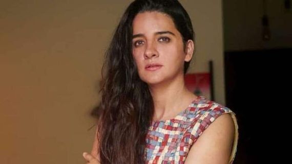 Shruti Seth Opens Up On Filming Intimate Scene With Jaideep Ahlawat In Bloody Brothers