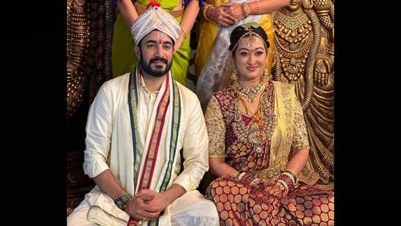 Sandalwood Star Tejaswini Prakash Ties The Knot With BF Phani Varma; See First Wedding Pictures