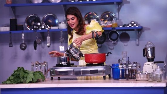 Farah Khan Has An Epic Response To Haarsh Limbachiyaa’s ‘Khatra Khatra’ Challenge For Jacqueline Fernandez