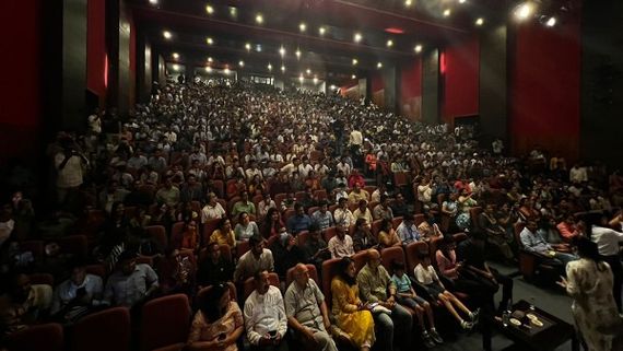 RRR Team Visits College In Jaipur For Their SS Rajamouli Magnum Opus, And It Is All Things Grand!