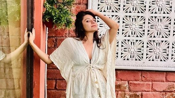 Akanksha Juneja Reveals Reason Behind Staying Single Till Now; Says Her Ex Used To Physically Assault Her