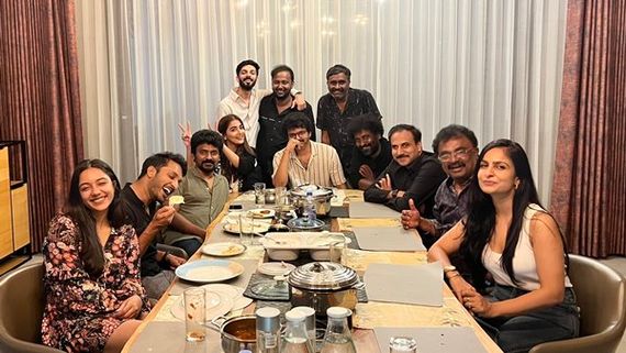 Beast: Thalapathy Vijay Hosts Dinner For The Team; Director Nelson Dilipkumar Pens Sweet Note