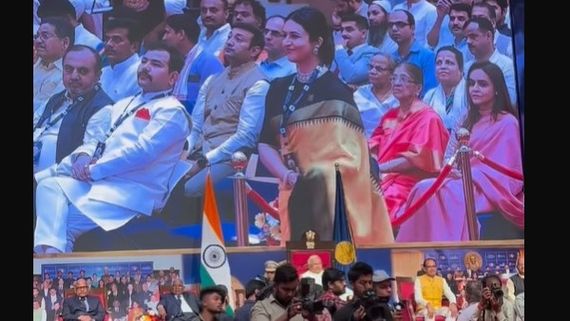 Divyanka Tripathi Honoured With Champions Of Change Award; Vivek Says Recorded With Moist Eyes & Immense Pride