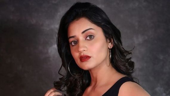 SHOCKING! Hruta Durgule Quits Man Udu Udu Zhala: Report