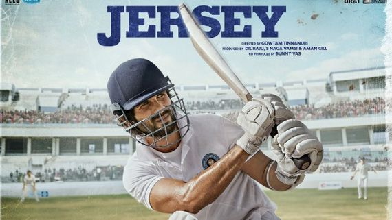 KGF 2 Wave: Did Makers Of Jersey Make A Mistake By Postponing The Film's Release By A Week? 