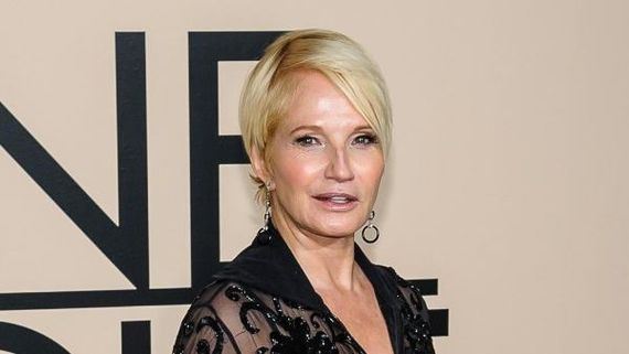 Johnny Depp's Ex Ellen Barkin Testifies Actor Was Controlling, Always Drinking Or Doing Other Illegal Drugs