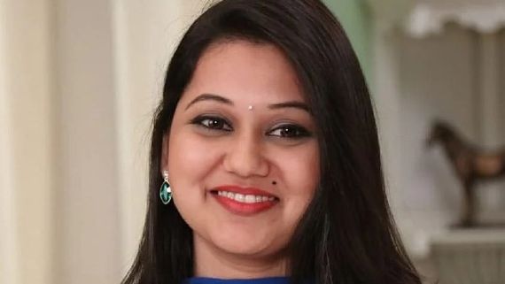 Ketaki Chitale Approaches Bombay HC To Challenge Her Arrest; She Claims NCP Goons Assaulted Her