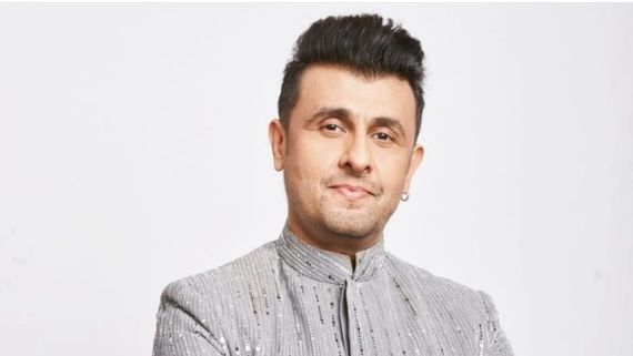 Sonu Nigam Shares Interesting Story About Lata Mangeshkar And Her Fear Of Performing On Stage