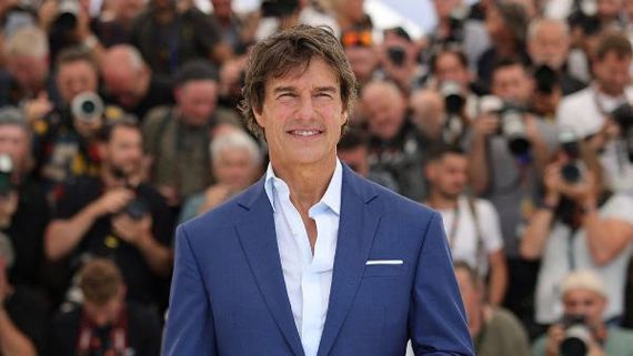 Cannes 2022: Top Gun Maverick Gets 5-Minute Standing Ovation; Tom Cruise Receives Honorary Palme d’Or