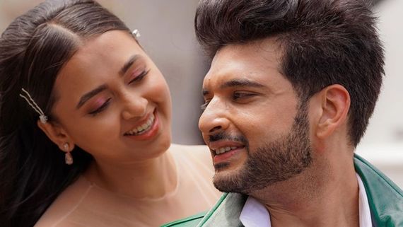 Tejasswi Prakash-Karan Kundrra Fans Want Them To Get Married Soon; TejRan Lovers Trend ‘JUG JUG JEEYO TEJRAN'
