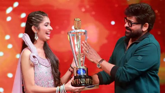 Telugu Indian Idol Winner: BVK Vagdevi Lifts The Trophy; Megastar Chiranjeevi Hands It Over
