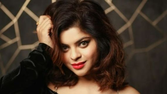Sneha Wagh Back On Screen With Star Bharat's New Show Naa Umra Ki Seema Ho