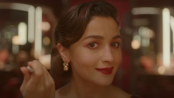 Darlings Movie Review: Hey Darlings, Alia Bhatt-Vijay Varma's Film Gives Enough Reasons To Say 'I Loves You'