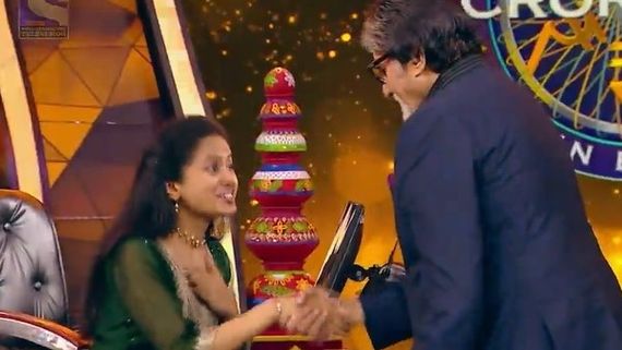 Kaun Banega Crorepati 14 Navratri Special: Contestant Sneha Makes Amitabh Bachchan Play Garba