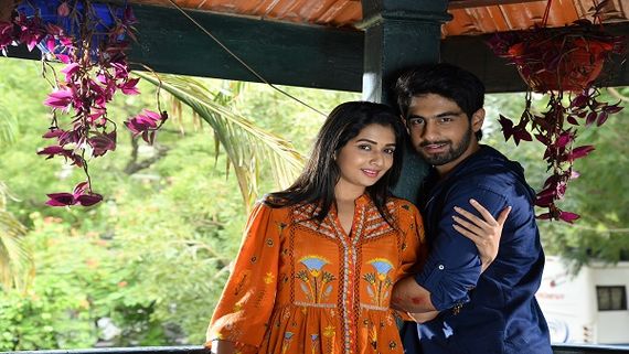 Trailer Of Zaid Khan’s Debut Banaras Garners Over 10 Million Views; Fans Want More! 