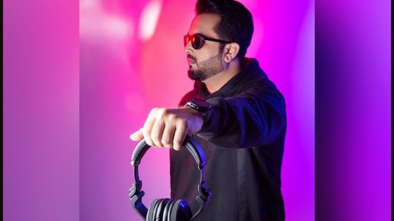 DJ Budhha Dubai Spins Songs And Creates Mashups That Make People Groove