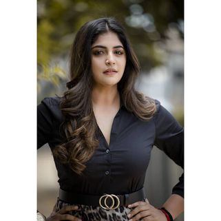 Actress Raiza Wilson Shares A Glimpse Of Manjima Mohan And Gautham Karthik's Handmade Wedding Invitation!