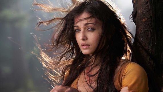 Happy Birthday Aishwarya Rai Bachchan: A Glance At Her Collaborations With Maniratnam