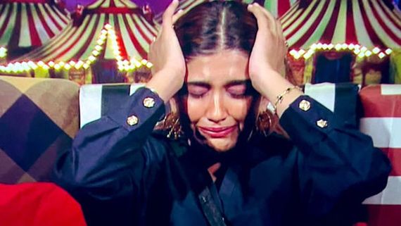 BB16’s Nimrit Ahluwalia BREAKS DOWN & Reveals She Still Battles Depression; Diandra Calls It ‘Dangerous’
