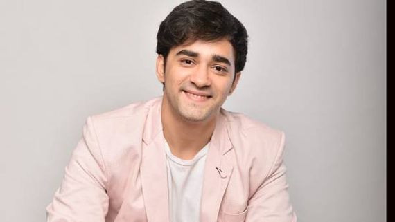 EXCLUSIVE INTERVIEW! Anuj Saini: I Wish Both Gandhi Godse Ek Yudh And Pathaan Make 1000 Crores At Box Office