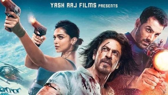 Pathaan Twitter Review: ‘King Is Back With A Bang’, Fans Declare Shah Rukh Khan's Actioner ‘Super Duper HIT'