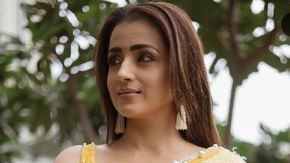 Trisha Krishnan In Soup After Mentioning Her Caste Name; Netizens Call Her Out