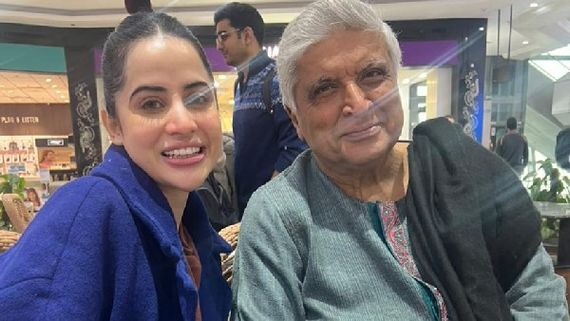 Urfi Javed Is In Awe As She Poses With Her ‘Grandfather’ Javed Akhtar; Calls Him A ‘Legend’