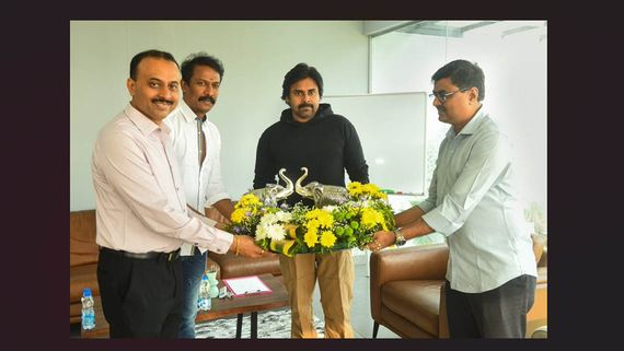 Power Star Pawan Kalyan Gets Rs 50 Crore For 20 Days Call Sheet For The Remake Of Vinodhaya Sitham?