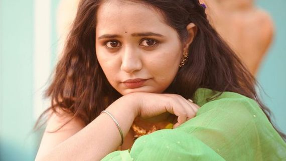 Aai Kuthe Kay Karte Actress Gauri Kulkarni Advised Bed Rest For 3 Weeks As She Fractures Her Leg In Accident