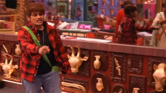 Bigg Boss Malayalam 5: Anjuz Yells At THIS Contestant, Says 'She Is The Most Crooked-Minded Lady In House'