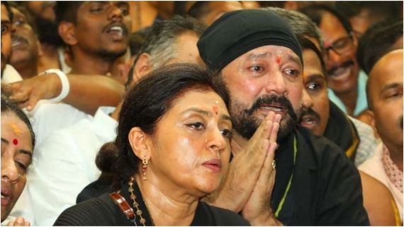 Jayaram Visits Sabarimala With Wife Ahead Of Ponniyin Selvan 2’s Release