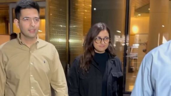 Shaadi Confirm Kya?: Fans Wonder As Parineeti Chopra Arrives At Airport With Raghav Chadha Amid Wedding Rumour