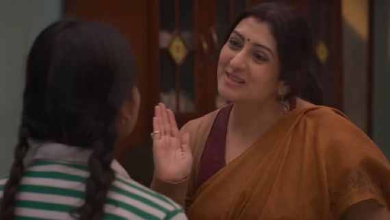 Yeh Meri Family Season 2: Juhi Parmar Shines In The Trailer; Calls It An Emotionally Captivating Series