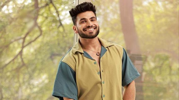 Shiv Thakare Charges A Bomb For Instagram Posts & It Makes Our Annual Income Look Like Peanuts