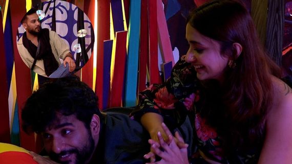 Bigg Boss OTT 2: Elvish Yadav, Aashika Bhatia Troll Jiya Shankar-Abhishek Malhan As She Takes Stand For Bed