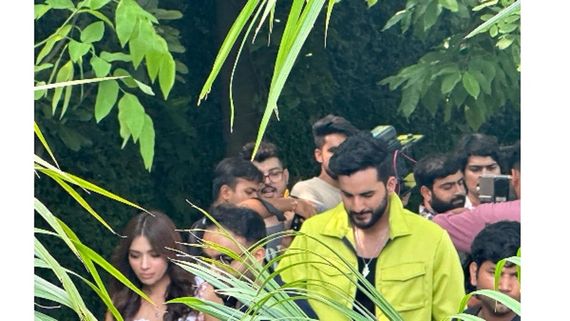 Manisha Rani Ke Bhai-Bhabhi...: AbhiYa Fans Go Crazy As Fukra Insaan & Jiya's PIC From Shoot Goes VIRAL