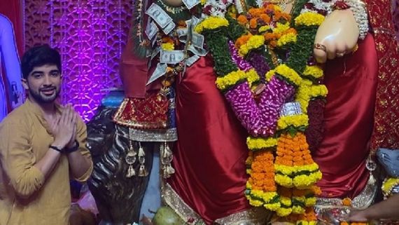 Actor Nikhil Bhambri Visits Andhericha Raja: A Divine Encounter