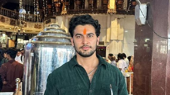 The Freelancer: Navneet Malik Visits Siddhivinayak Temple To Seek Bappa’s Blessings