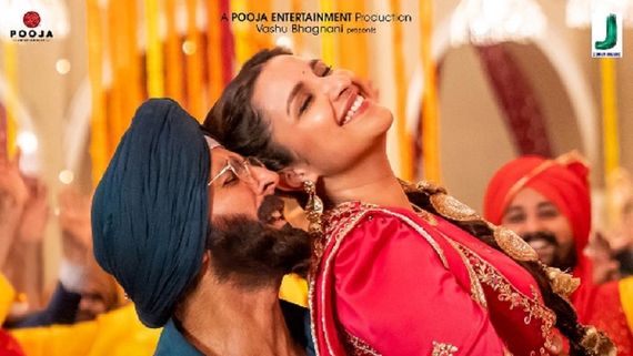 Mission Raniganj FIRST Song: Akshay Kumar-Parineeti Chopra Set Celebration Mood In Jalsa 2.0 Poster