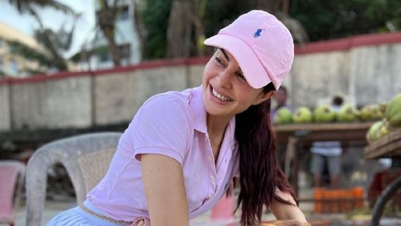 Jacqueline Fernandez's Sunday Diaries With Her Pooch Is All Things Adorable